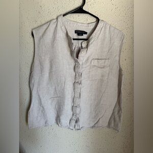 Pendleton Cream and White Slightly Cropped Striped Sleeveless Button Front Top